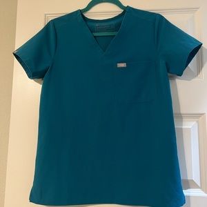 FIGS Catarina scrub top Pacific blue size XS